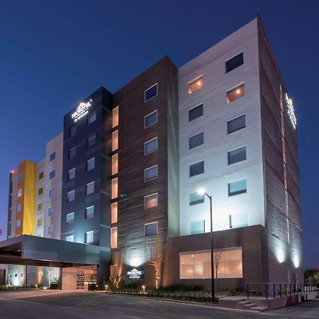 Microtel Inn & Suites By Wyndham San Luis Potosí Eksteriør billede
