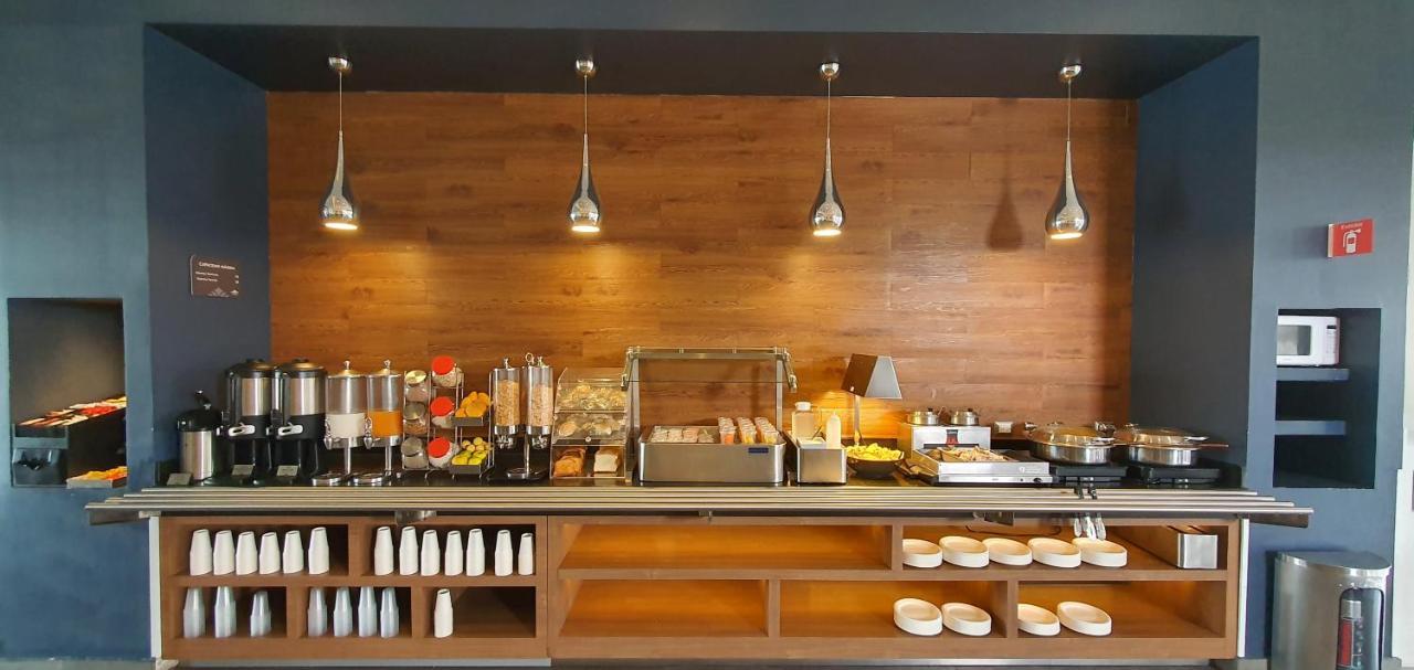 Microtel Inn & Suites By Wyndham San Luis Potosí Eksteriør billede