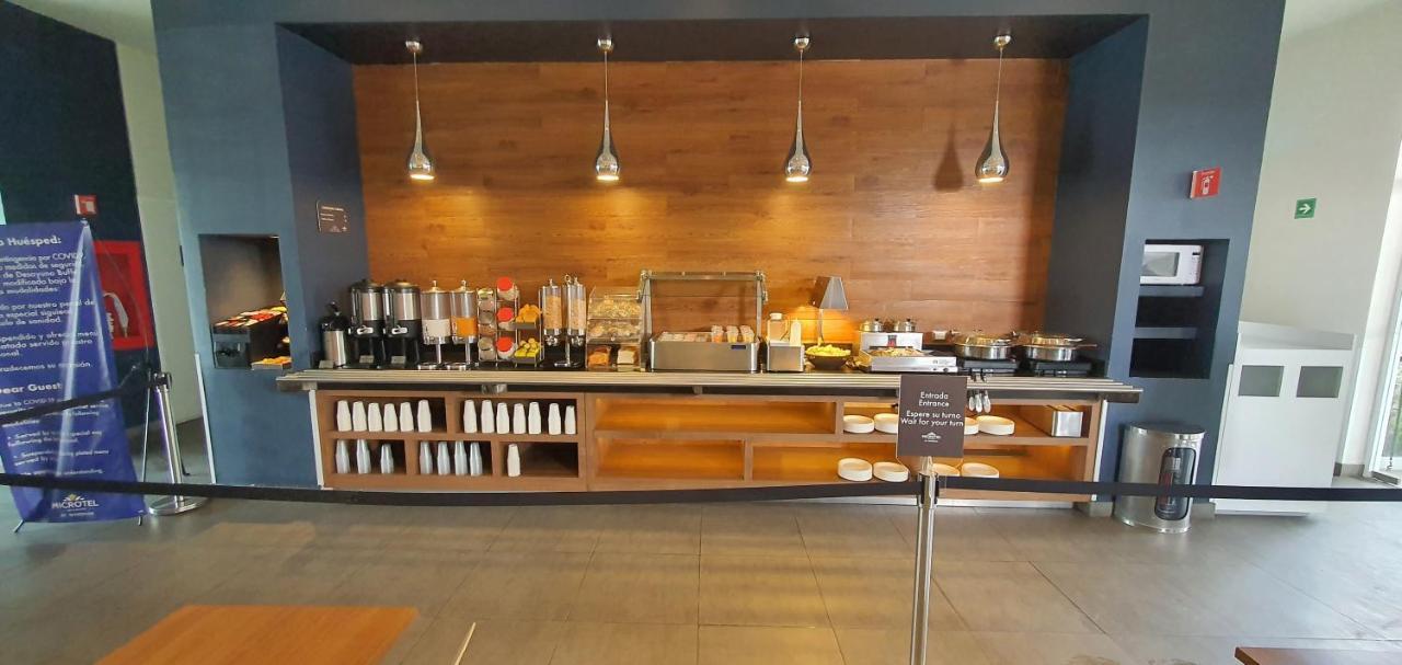 Microtel Inn & Suites By Wyndham San Luis Potosí Eksteriør billede
