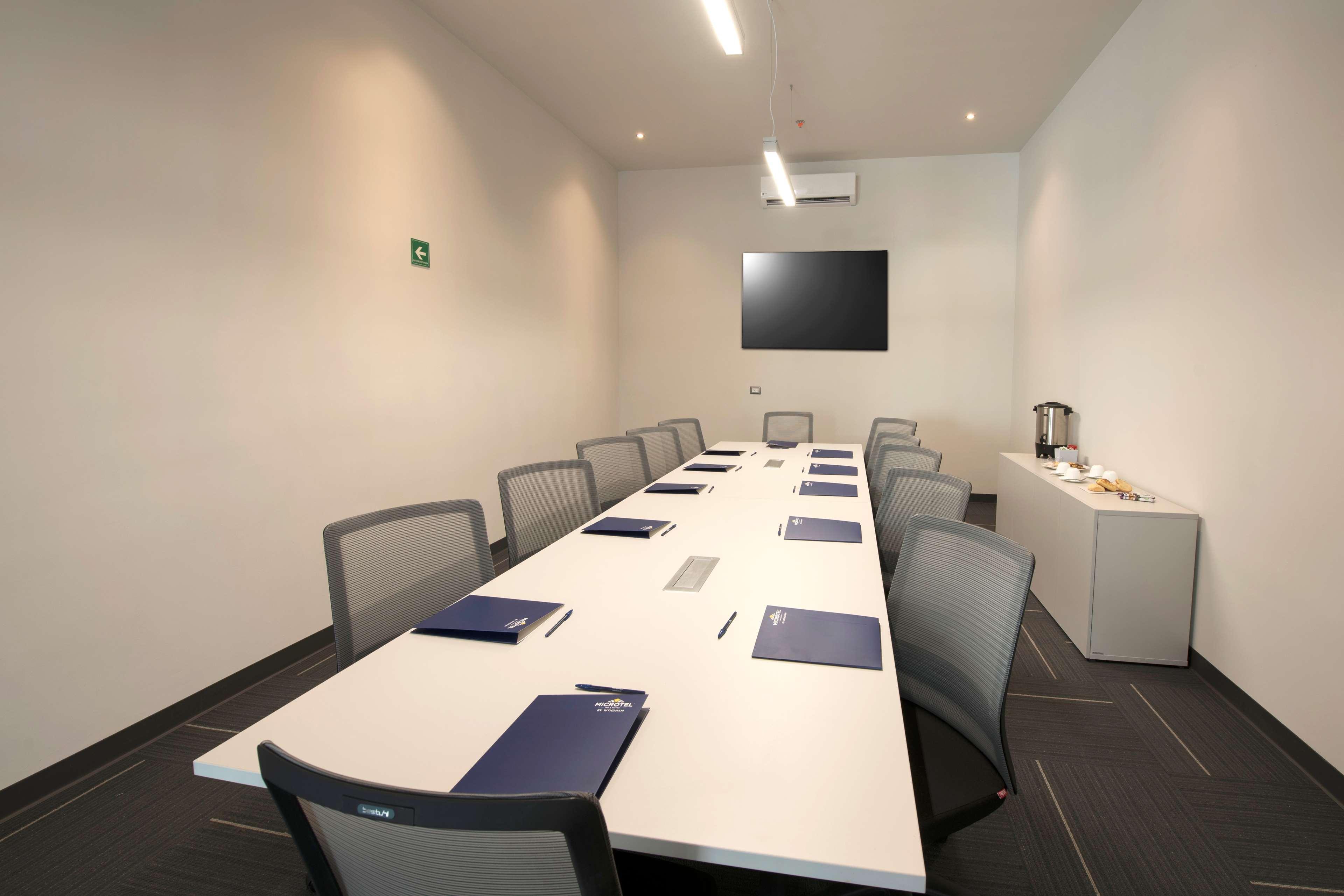 Microtel Inn & Suites By Wyndham San Luis Potosí Eksteriør billede